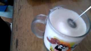 Aerolatte Review Frothing Cold Milk In Under 1 Minute [upl. by Aydin]